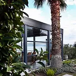 Silver Bay Club House فندق 4*