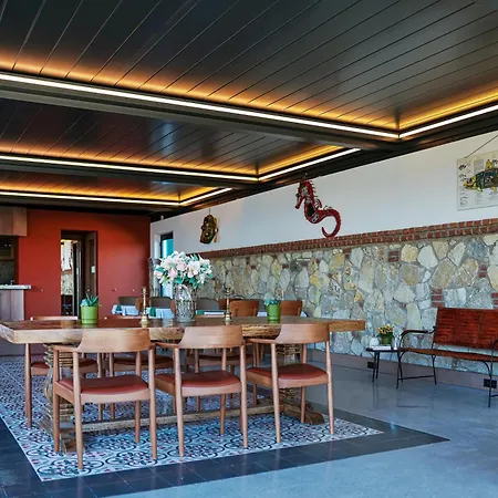 Silver Bay Club House 4*