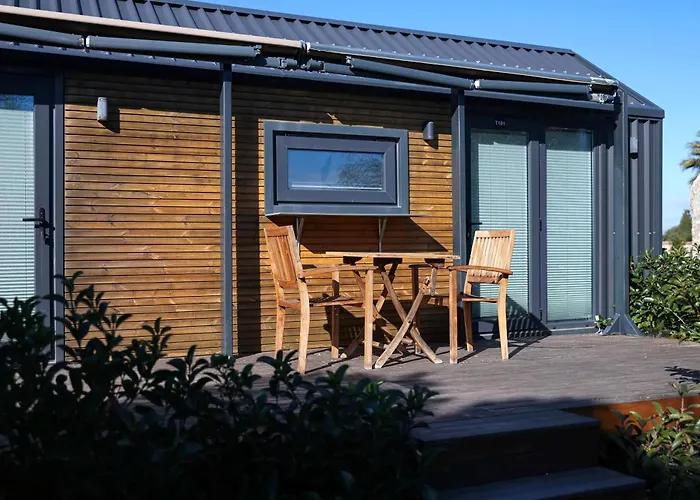 Hotel Silver Bay Club House