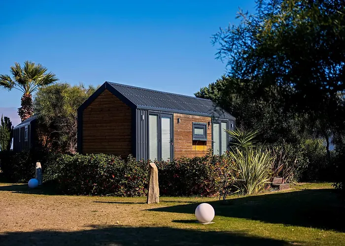 Hotel Silver Bay Club House