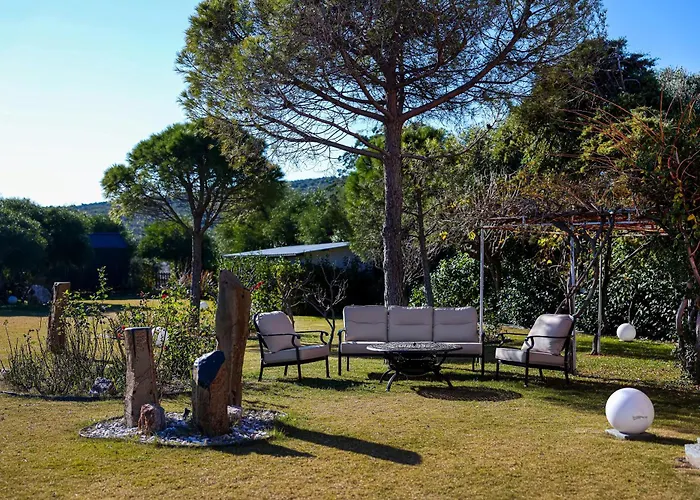 Hotel Silver Bay Club House