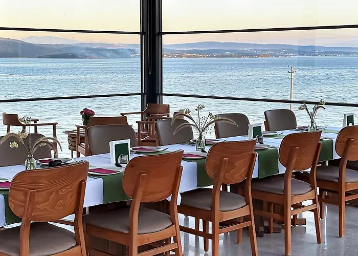 Silver Bay Club House Hotel