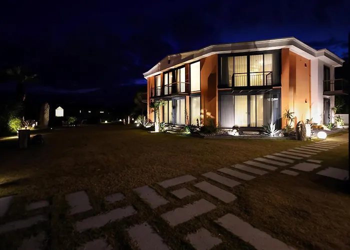 Silver Bay Club House 4*